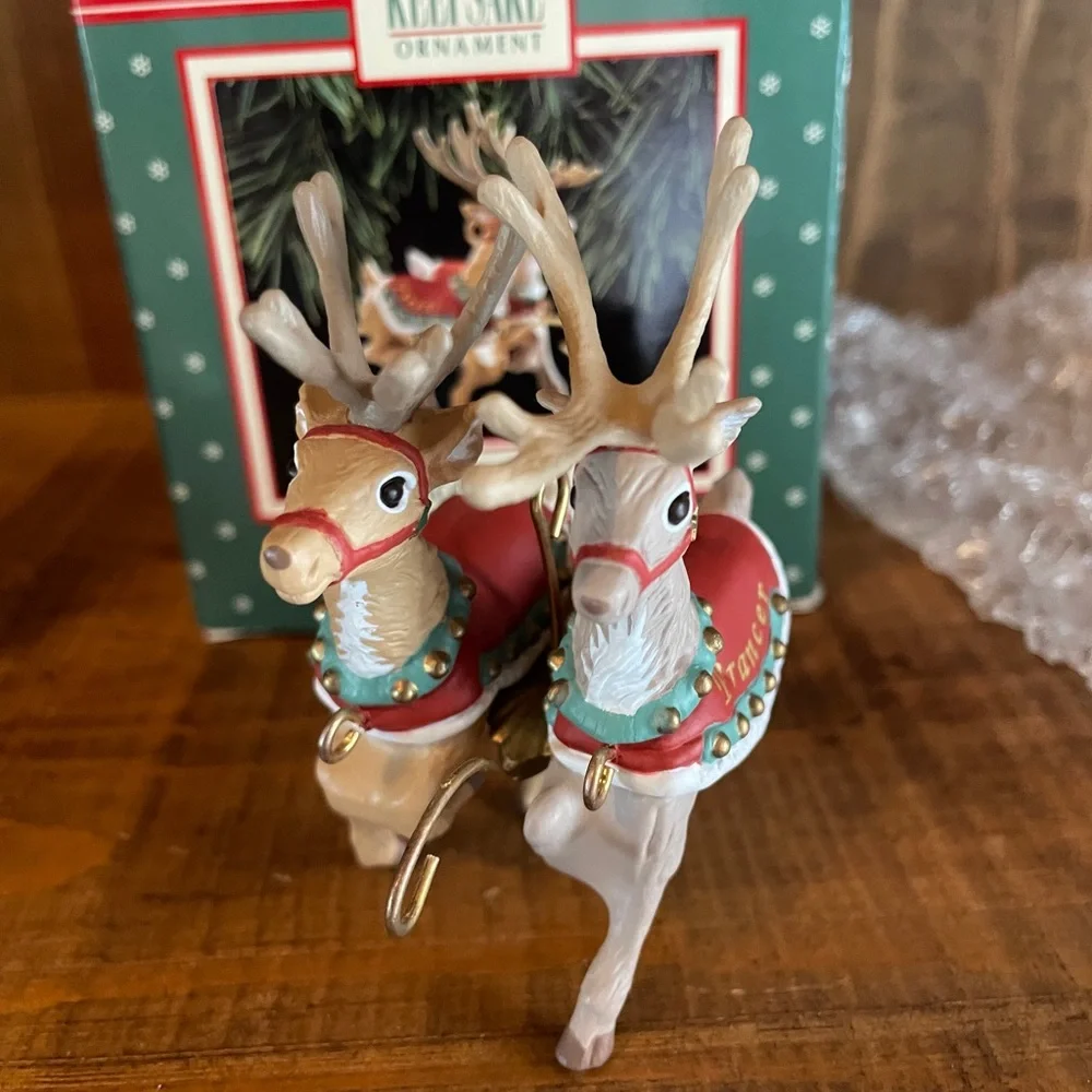 1992 Hallmark Santa and His Reindeer Ornament Prancer & Vixen #2 in Series